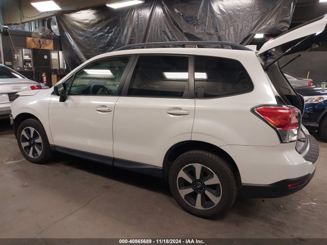 Subaru Forester 2.5i 2017 JF2SJABC4HH541926 Image 3