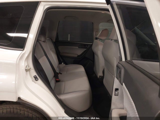 Subaru Forester 2.5i 2017 JF2SJABC4HH541926 Image 8