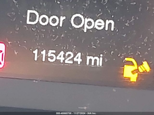 1C4PJMCS8FW787642 Jeep Cherokee Latitude