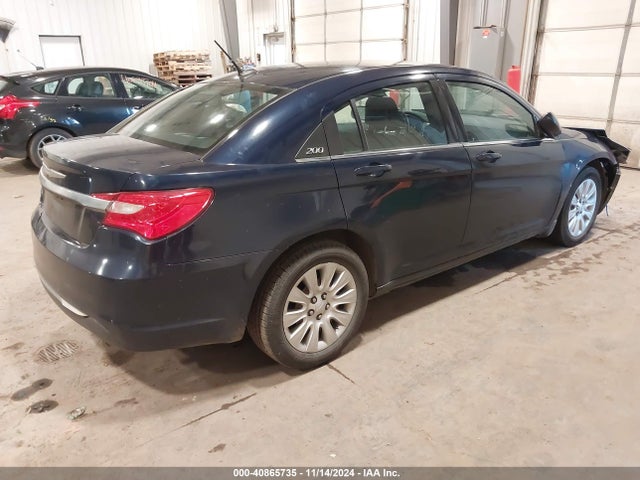 1C3CCBAB9EN231459 Chrysler 200 LX