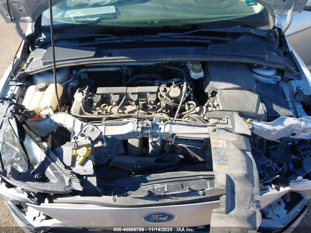 Ford FOCUS SE 2018 1FADP3F29JL252083 Image 10