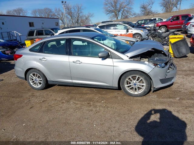 Ford FOCUS SE 2018 1FADP3F29JL252083 Image 13