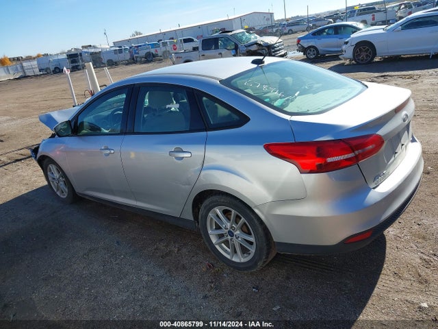 Ford FOCUS SE 2018 1FADP3F29JL252083 Image 14