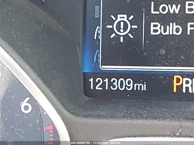 Ford FOCUS SE 2018 1FADP3F29JL252083 Image 15