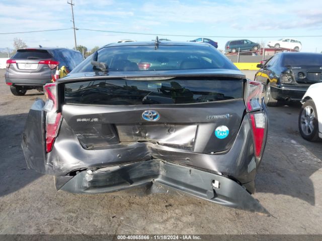 JTDKBRFU5J3586938 Toyota Prius Two