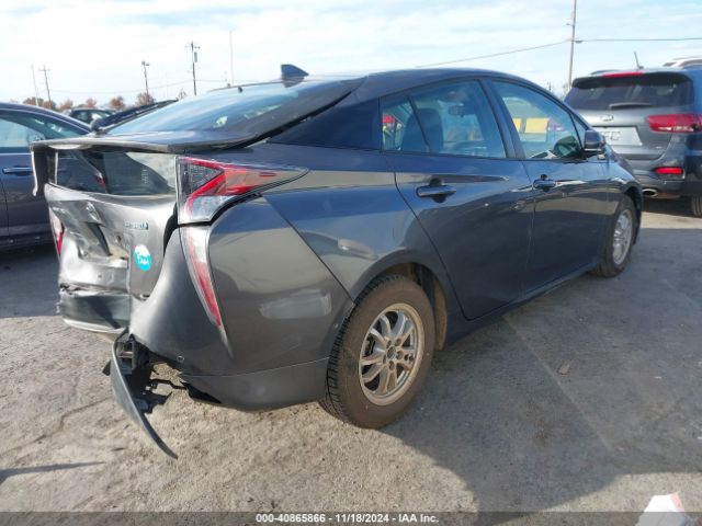 JTDKBRFU5J3586938 Toyota Prius Two