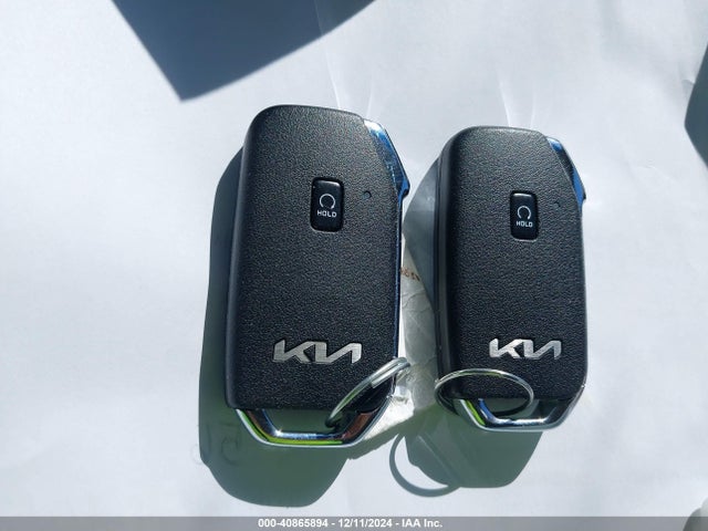 KNDJ23AU9R7227791 KIA SOUL S