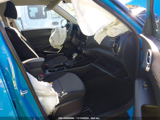 KNDJ23AU9R7227791 KIA SOUL S