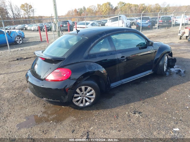 3VWF17ATXFM609818 Volkswagen Beetle 1.8t Fleet Edition