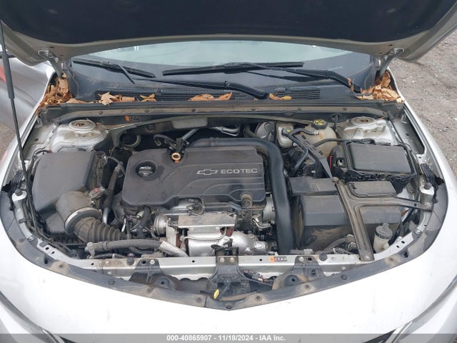 1G1ZD5STXJF115938 Chevrolet MALIBU LT