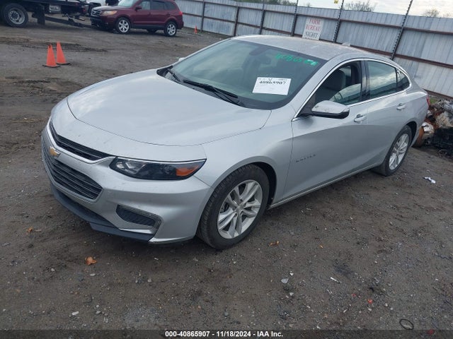 1G1ZD5STXJF115938 Chevrolet MALIBU LT