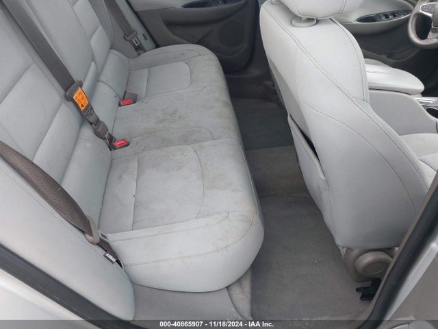 1G1ZD5STXJF115938 Chevrolet MALIBU LT