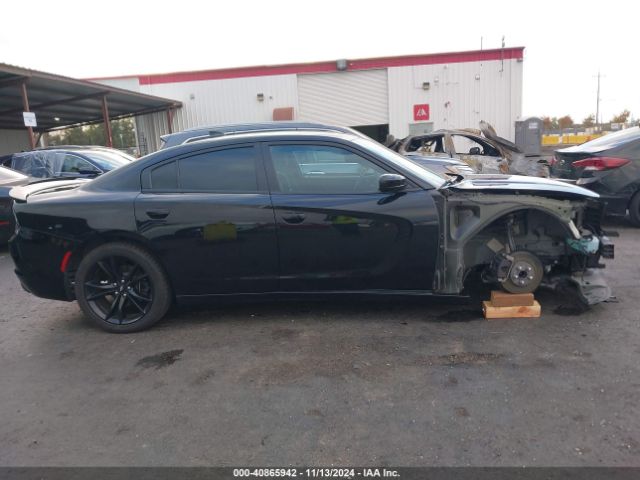 2C3CDXHG0JH207047 Dodge Charger Sxt Plus Rwd