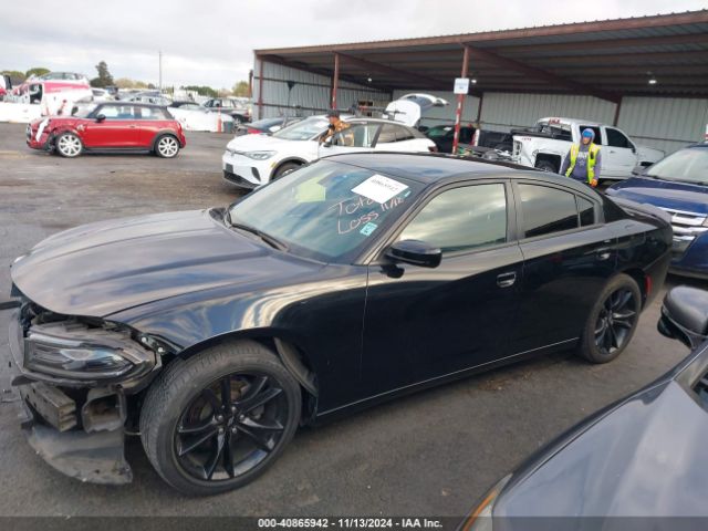 2C3CDXHG0JH207047 Dodge Charger Sxt Plus Rwd