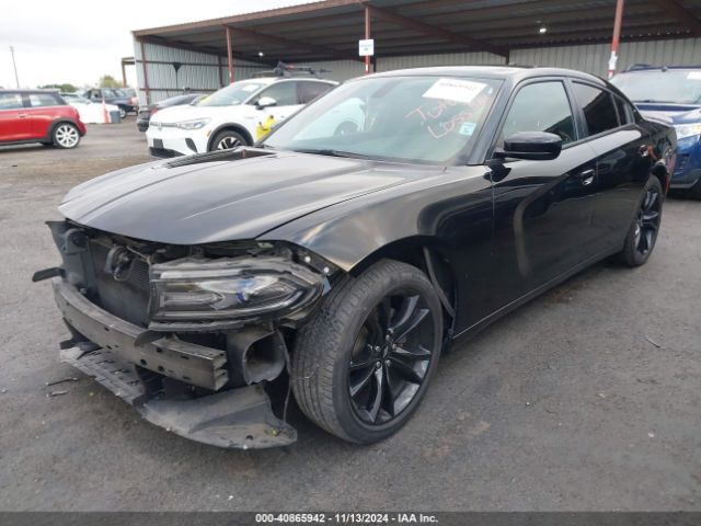 2C3CDXHG0JH207047 Dodge Charger Sxt Plus Rwd