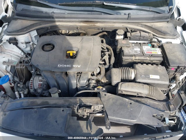 Hyundai ELANTRA SE 2018 5NPD74LF2JH350903 Image 10