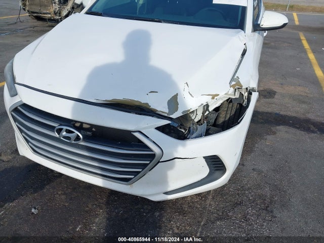 Hyundai ELANTRA SE 2018 5NPD74LF2JH350903 Image 6