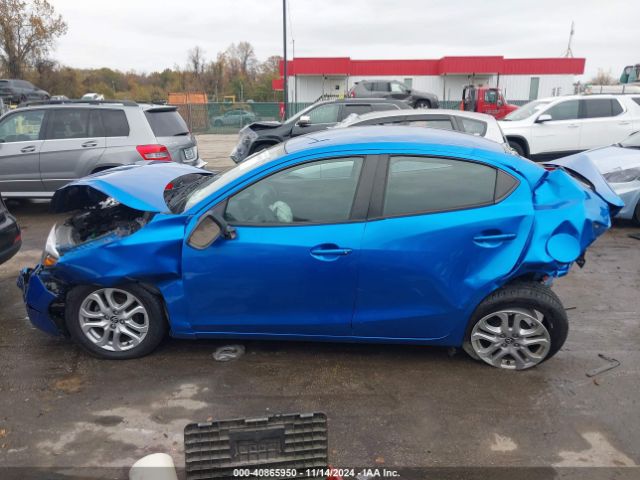 3MYDLBYV1JY323700 Toyota YARIS IA