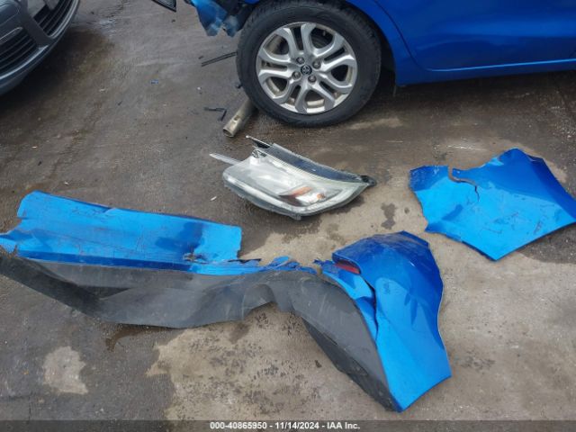 3MYDLBYV1JY323700 Toyota YARIS IA