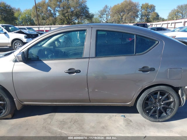 Aukcja sprzedaży 2016 Nissan Versa 1.6 S+, vin: 3N1CN7AP9GL879484, numer aukcji: 40866074