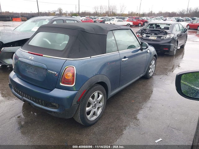 2010 MINI COOPER S WMWMS3C55ATY08930 Photo 3