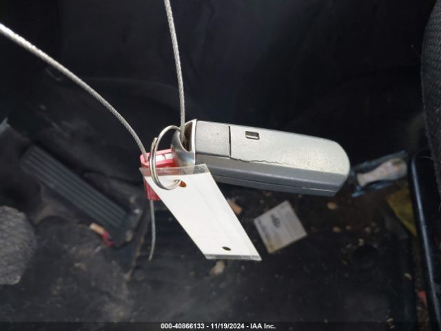 3MYDLBYV5KY514294 Toyota YARIS LE