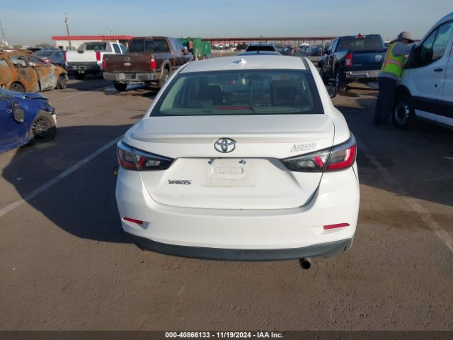 3MYDLBYV5KY514294 Toyota YARIS LE