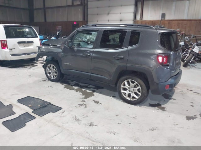 ZACCJBBB5JPJ39389 Jeep Renegade Latitude 4x4
