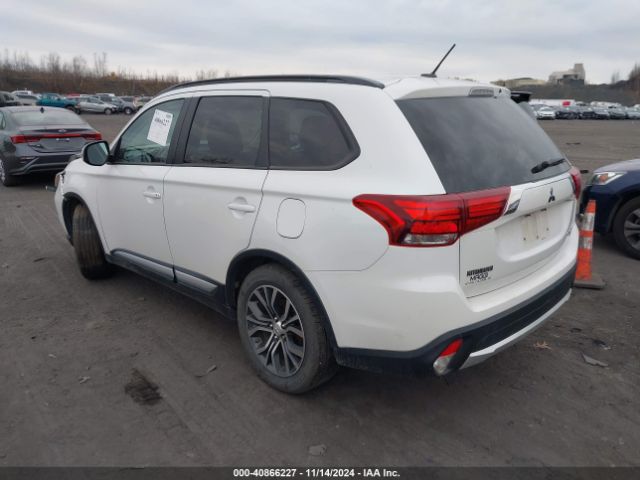 JA4AZ3A3XGZ015593 Mitsubishi Outlander Es/se/sel