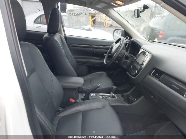 JA4AZ3A3XGZ015593 Mitsubishi Outlander Es/se/sel