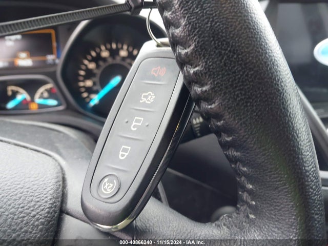Ford Escape Titanium 2017 1FMCU9J93HUA64083 Image 11