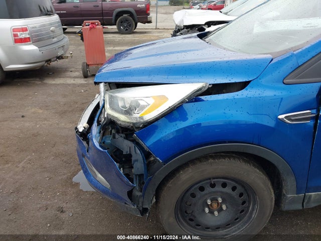 Ford Escape Titanium 2017 1FMCU9J93HUA64083 Image 6