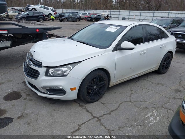 Chevrolet Cruze 2lt Auto 2015 1G1PE5SB4F7232783 Image 2