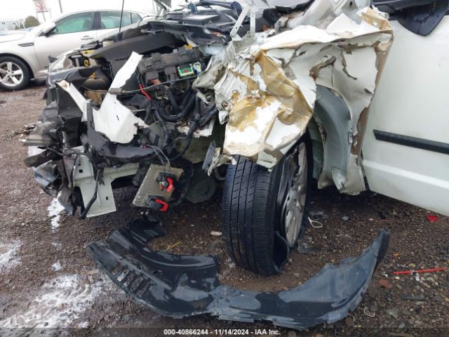 2C4JRGAG5FR681592 RAM Cargo Tradesman