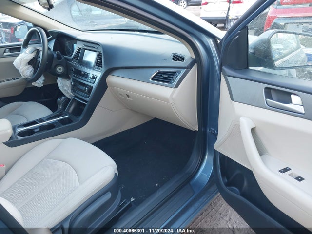 5NPE24AF2GH263565 Hyundai SONATA SE
