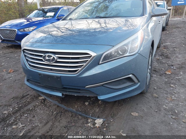 5NPE24AF2GH263565 Hyundai SONATA SE