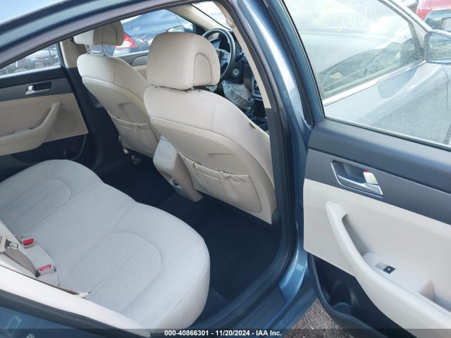 5NPE24AF2GH263565 Hyundai SONATA SE