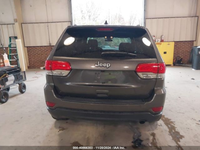 1C4RJEAG7KC581124 Jeep Grand Cherokee Laredo E 4x2