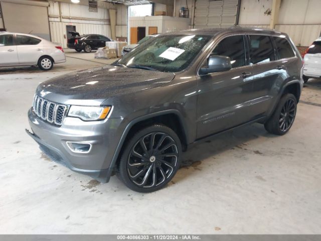 1C4RJEAG7KC581124 Jeep Grand Cherokee Laredo E 4x2