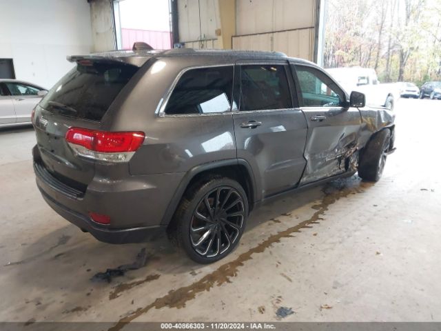 1C4RJEAG7KC581124 Jeep Grand Cherokee Laredo E 4x2