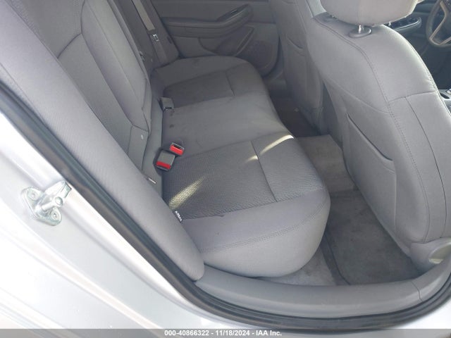 1G11B5SL0EF270703 Chevrolet Malibu 1ls