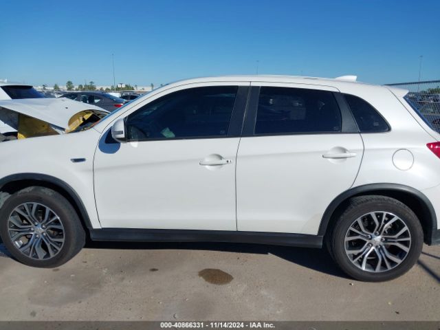 JA4AP4AU3KU022864 Mitsubishi Outlander Sport 2.0 Se