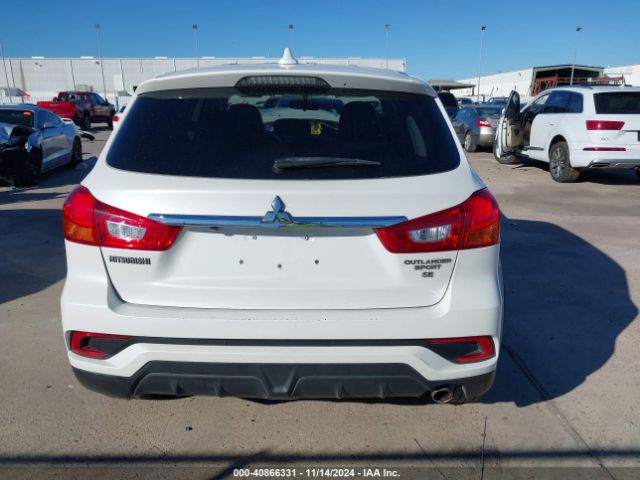 JA4AP4AU3KU022864 Mitsubishi Outlander Sport 2.0 Se