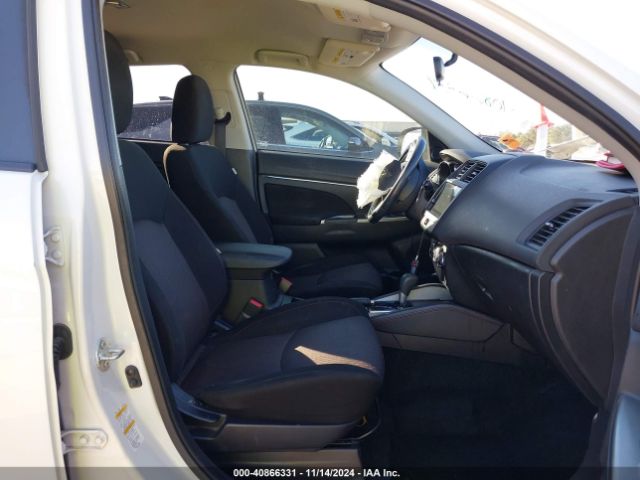 JA4AP4AU3KU022864 Mitsubishi Outlander Sport 2.0 Se