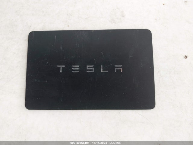 2024 TESLA MODEL Y 7SAYGAEE0RF100657 Photo 10