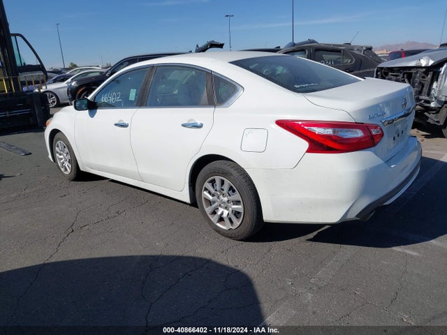 Nissan Altima 2.5 S 2016 1N4AL3APXGC137633 Image 3