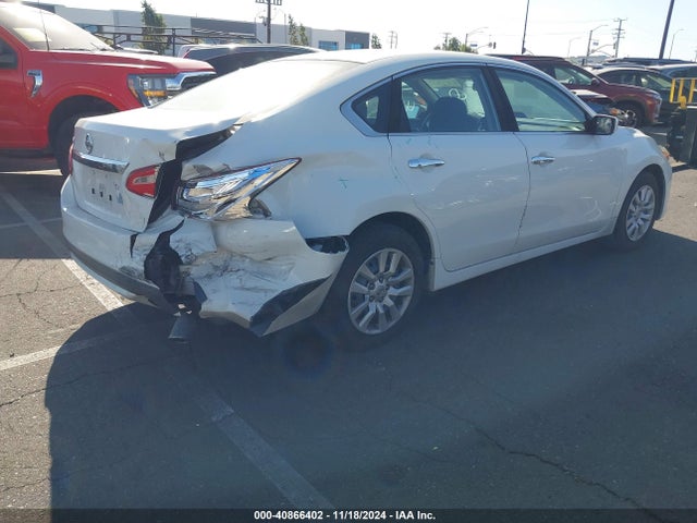 Nissan Altima 2.5 S 2016 1N4AL3APXGC137633 Image 4