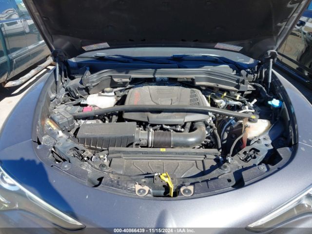 ZASFAKAN7J7B85127 Alfa Romeo Stelvio Awd