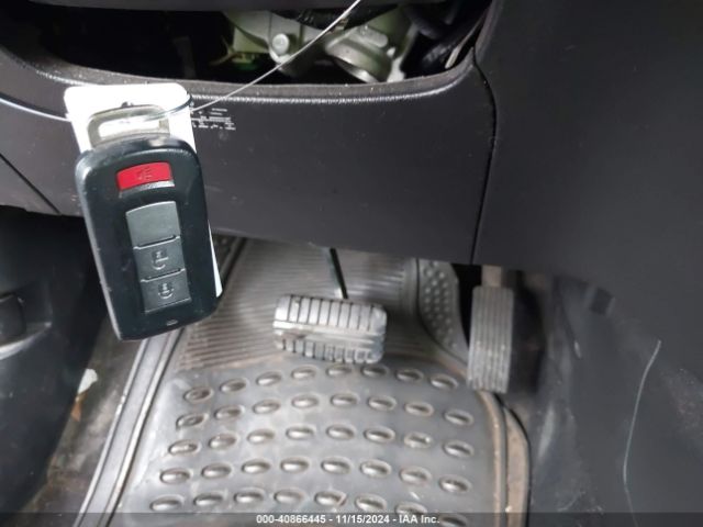 2018 MITSUBISHI OUTLANDER JA4AD3A32JJ003166 Photo 10