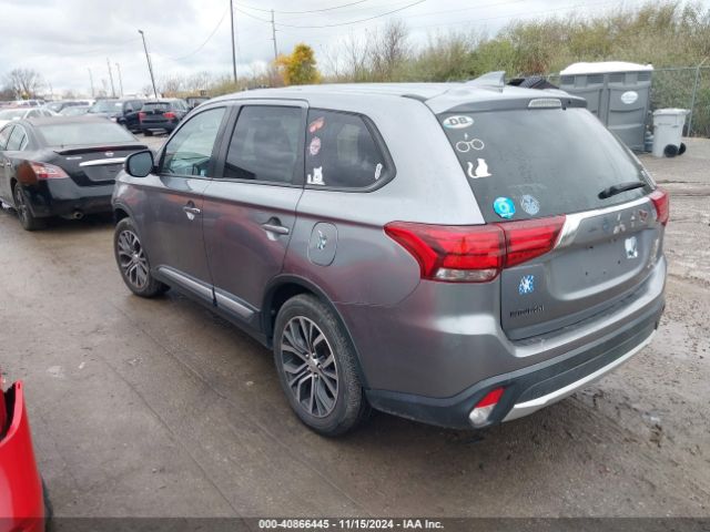 2018 MITSUBISHI OUTLANDER JA4AD3A32JJ003166 Photo 2